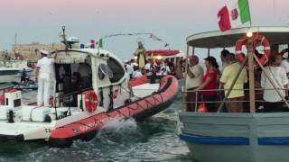 Siracusa  Ferragosto 2016  Processione in mare [upl. by Lee906]