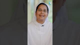 DIAMOND ന്റെ കമ്മൽ ഇട്ട് കൊതി തീർത്തു ഞാൻ  YES LORD 16  SrChristy MSMI  ShalomTV [upl. by Eimac]