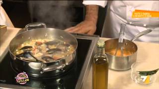 Ti ci porto io in cucina con Vissani  PASTA E FAGIOLI CON I FRUTTI DI MARE [upl. by Nywra174]