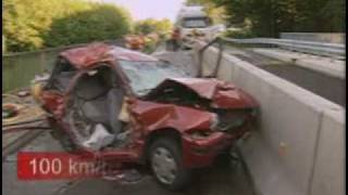 Renault Laguna 2008 CRASH TEST [upl. by Dressler289]