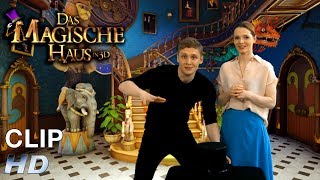 DAS MAGISCHE HAUS  Clip quotZaubertrick Schweighöfer amp Herfurthquot  Deutsch  Ab 22 Mai im Kino [upl. by Nitsyrk662]