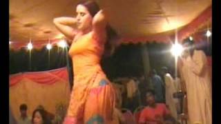 katrina kaif vs kareena kapoor mujra [upl. by Madlin]