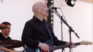 Wilko Johnson  She Does It Right  Live at The Village Green SouthendonSea Essex 300612 [upl. by Marita]