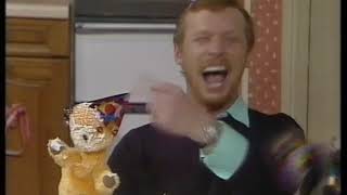 Sooty Christmas show 1988 [upl. by Niwhsa113]