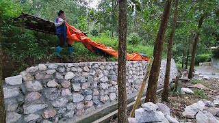 Build an embankment with stone and cement Share planks of 2 oval trees that fell due to the storm [upl. by Efren]