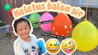 MELETUS BALON AIR  meletuskan balon air sampai basah kuyub semua… [upl. by Anitahs]