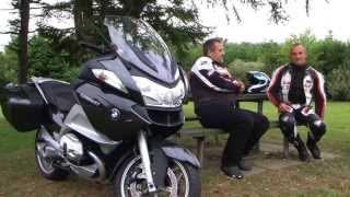 BMW R1200RT vs Kawasaki 1400GTR Test  Fede tourercykler [upl. by Yanetruoc]