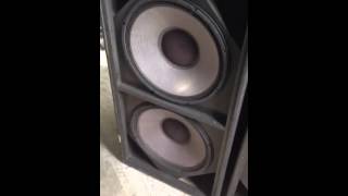 Sound Vibration Subwoofer JBL 2258 vs Faitel 1030 [upl. by Madanhoj74]