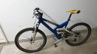 2003 Giant Warp ds3 mtb restoration [upl. by Nahtanohj]