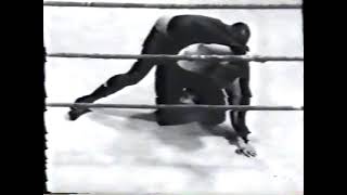 Bearcat Wright vs Cyclone Smith NWA Upstate 1961 [upl. by Evelinn471]