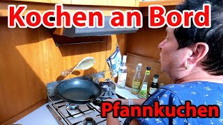 Bootsleben  Kochen an Bord  Marina macht Pfannkuchen Eierkuchen in der Pantry auf dem Hausboot [upl. by Iemaj]