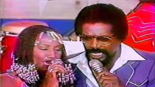 Celia Cruz Ft Pete quotel Condequot Rodríguez amp Fania AllStars  Encántigo [upl. by Nitaj]