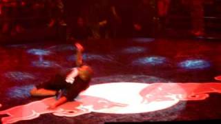 Red Bull BC One 2009 Lil G vs Morris [upl. by Einahpet]