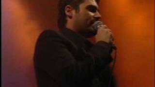 gad elbaz live 2007 גד אלבז אמא [upl. by Amaso]