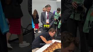 Magnus is late AGAIN with the bike gambit😳 chess magnuscarlsen grandmaster [upl. by Aleras966]