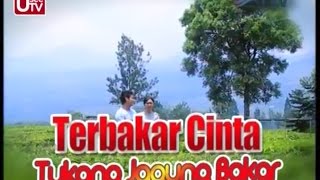 FULL FTV TERBARU 2014  Terbakar CINTA Tukang Jagung Bakar Full Movie [upl. by Enitsirt]