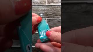 In Hand Review of Listerine Pocketpaks Breath Strips Cool Mint [upl. by Nort]