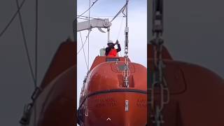 Bote de supervivencia barcos ship marinabeach marine [upl. by Adeline324]