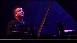 Dirk Maassen  To the Sky Live Parkstad Limburg Theater Heelen 28122017 [upl. by Sion]