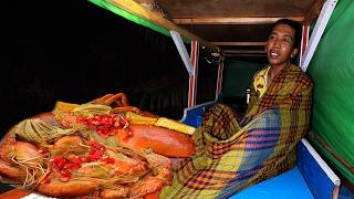 Mancing dan bermalam di perahu dapat banyak udang dan kepiting sampai capek langsung masak di sungai [upl. by Juliane]