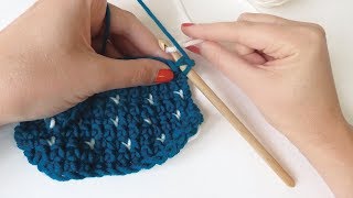 Crochet  le point en V [upl. by Katleen742]