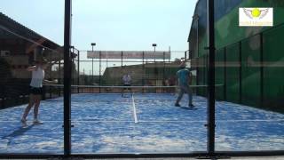 Match de padel entre passionnés à Sannois [upl. by Sukramaj802]