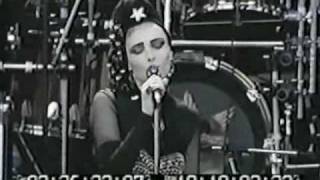 Siouxsie and the Banshees  The Last Beat Of My Heart Live 1991 [upl. by Messab]