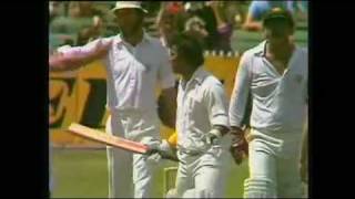 infamous gavaskar vs lillee incidentsunny walks off [upl. by Ebba]