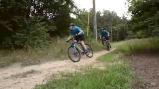 RightFit GT Backwoods Expert Mountain Bike Review by Performance Bicycle [upl. by Shalne]