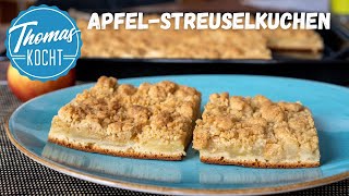 Apfelkuchen mit Streuseln  Streuselkuchen  saftig und lecker [upl. by Hackathorn949]