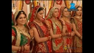 Mrs Kaushik Ki Paanch Bahuein  Ep73  Kaushik परिवार में करवाचौथ की रसम  Full Episode  ZEE TV [upl. by Dasha743]