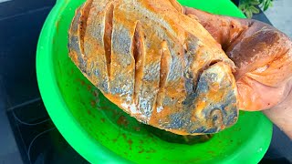 Recette du Poisson DORADE bien mariné grillé au fouravec sa sauce auberginecuisiner avec moi [upl. by Eleen908]