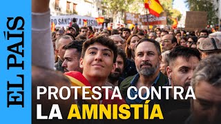 FERRAZ  El recorrido de ABASCAL para protestar por un supuesto “golpe de Estado”  EL PAÍS [upl. by Anirol]