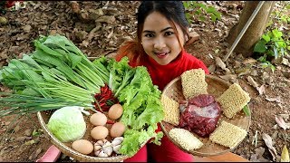 Awesome Cooking Ramen Eggs With vegatables Recipe Prepared In My Village  Village Food Factory [upl. by Aipmylo]