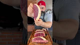 Picanha da gordura amarela no espeto [upl. by Notsla]