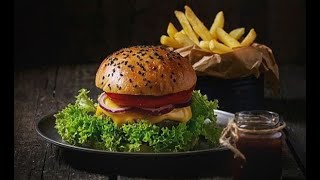 Burger de vita cu ceapa caramelizata [upl. by Suiradal]