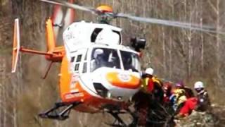 Extreme Landings Heli Rescue  Atterraggi Estremi Elisoccorso [upl. by Huskamp]