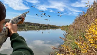 Goose Hunting a HIDDEN RIVER Loaded With GEESE BIG FLOCKS [upl. by Ylrahc]