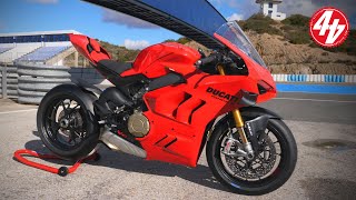 2022 Ducati Panigale V4S Walkaround [upl. by Riek]