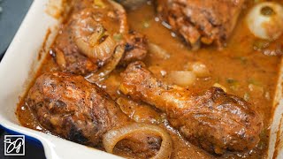 Mouthwatering Soul Food Smothered Chicken [upl. by Celestyna]