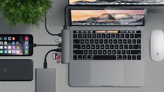 Les 10 Accessoires INDISPENSABLES pour votre MacBook M1 [upl. by Trevlac]