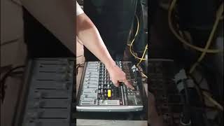 Mixer Behringer XENYX QX1222USB [upl. by Atnwahs]