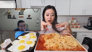 Манурин смотрит SPICY KIMCHI RAMEN NOODLES  FRIED EGGS MUKBANG  Eating Show [upl. by Madda603]