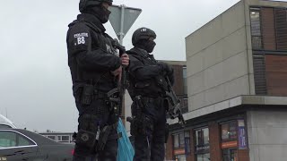 Zwaarbeveiligd Transport door het BOTDSIDKDB Naar en Van de Bunker in Osdorp Marengoproces [upl. by Donal79]