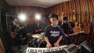 ILYSB  Lany Mevaia Live Cover [upl. by Lehcar]