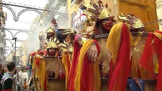 La fiesta de Moros y Cristianos de Alcoy vuelve tras dos años de parón por la pandemia [upl. by Misab]