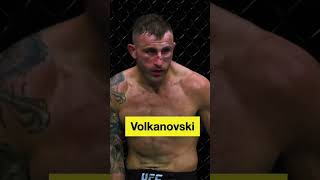 Volkanovski WALKS THROUGH Max Holloway in Trilogy Fight MMA UFC [upl. by Jonie599]