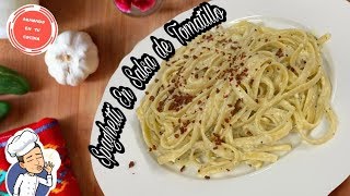 Pasta En Salsa De Tomatillo [upl. by Gannes]