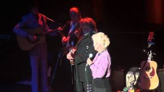 Connie Smith amp The Sundowners with Marty Stuart  Looking For A Reason Not To Love You [upl. by Artemisa]