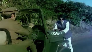 Abey Meri Hi Gadi Mili Tujhe Andha Hai Kya Rajesh Khanna Jabardast Scene  Mere Jeevan Saathi [upl. by Marty]